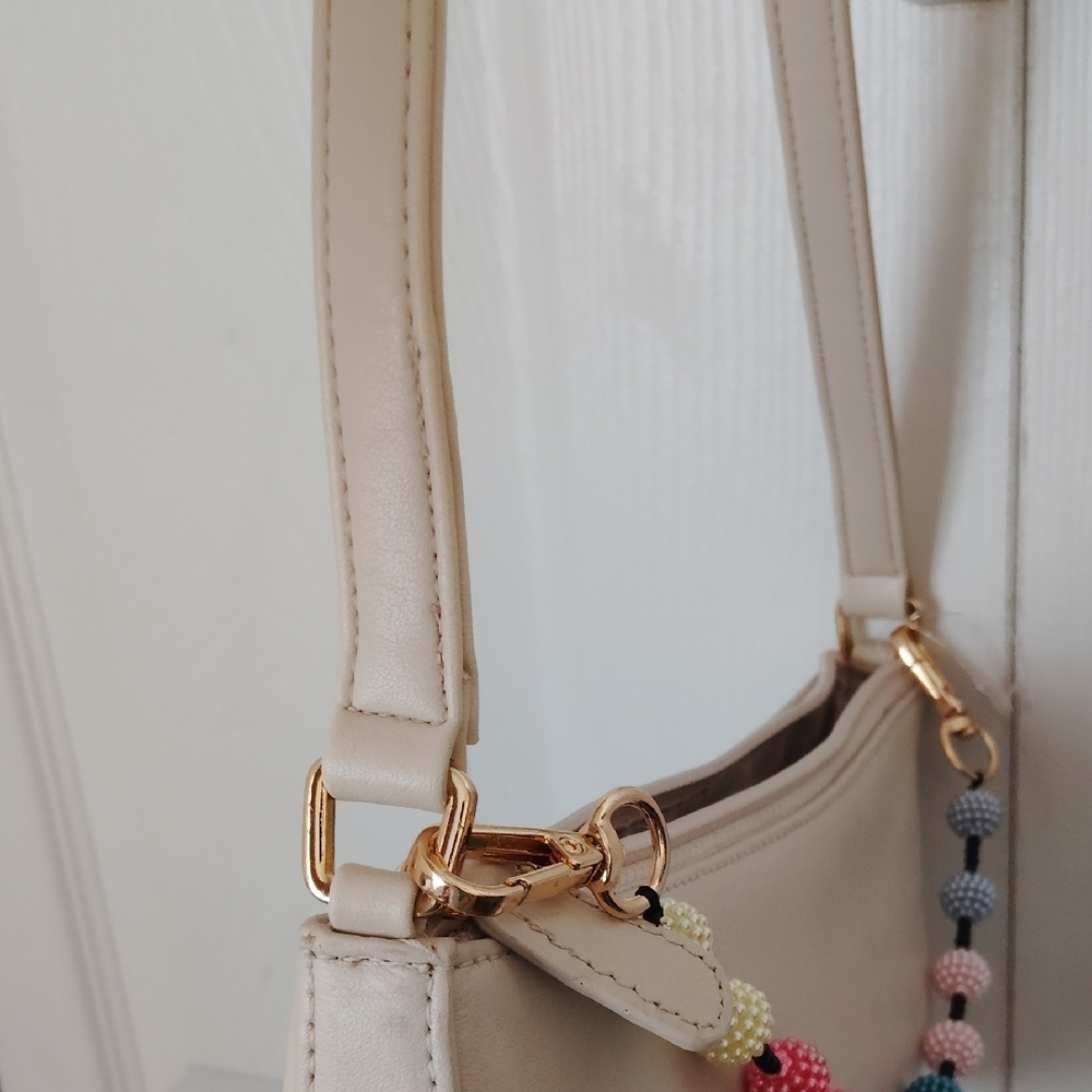 Giani Bernini Cream Shoulder Bag with Braided Bag charm - Picture 9 of 9